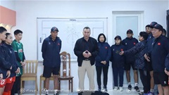 Chủ tịch LĐBĐVN Trần Quốc Tuấn chúc đội tuyển nữ có chuyến tập huấn thành công tại Nhật Bản 